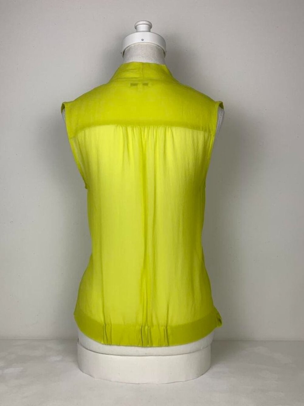 Babaton 100% Silk Crossover Blouse - Vibrant Lime/Chartreuse, Size S/SM - Picture 3 of 8
